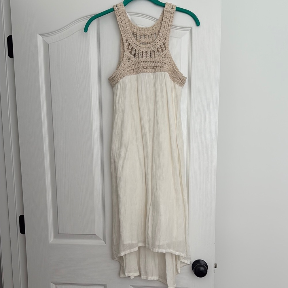 Elegant Cream Sleeveless Dress
